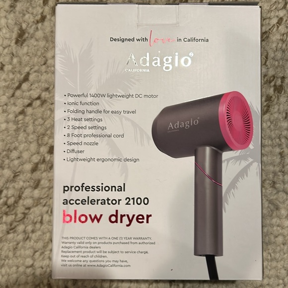 Adagio Professional Accelerator 2100 Blow Dryer - Picture 2 of 4
